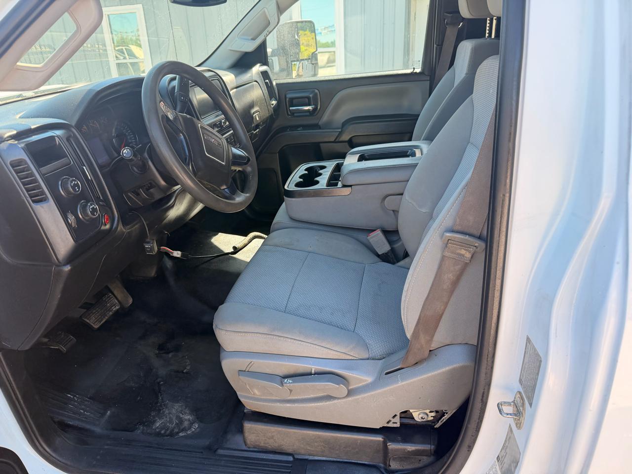 GMC Sierra 3500HD 4WD Reg Cab 137.5" WB, 59.06" CA 2017