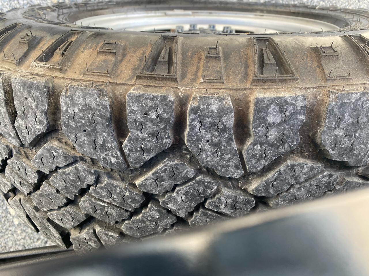 Ford Super Duty F-350 SRW 4WD SuperCab 158" XL 2012