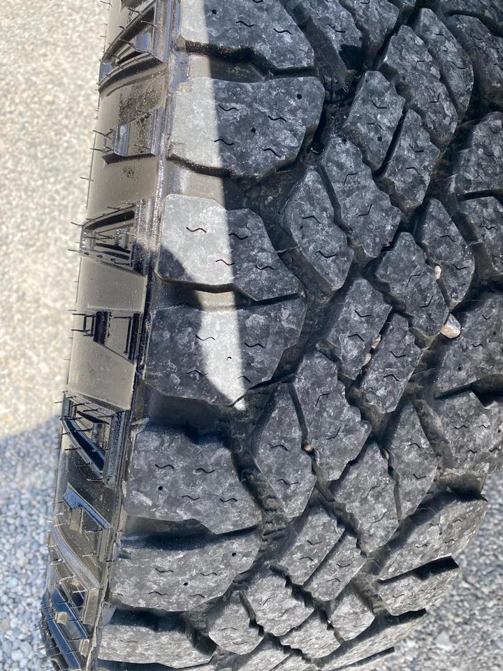 Ford Super Duty F-350 SRW 4WD SuperCab 158" XL 2012