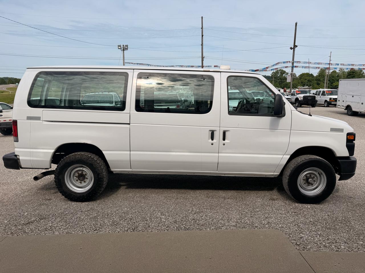 Ford Econoline Cargo Van E-350 Super Duty Commercial 2012