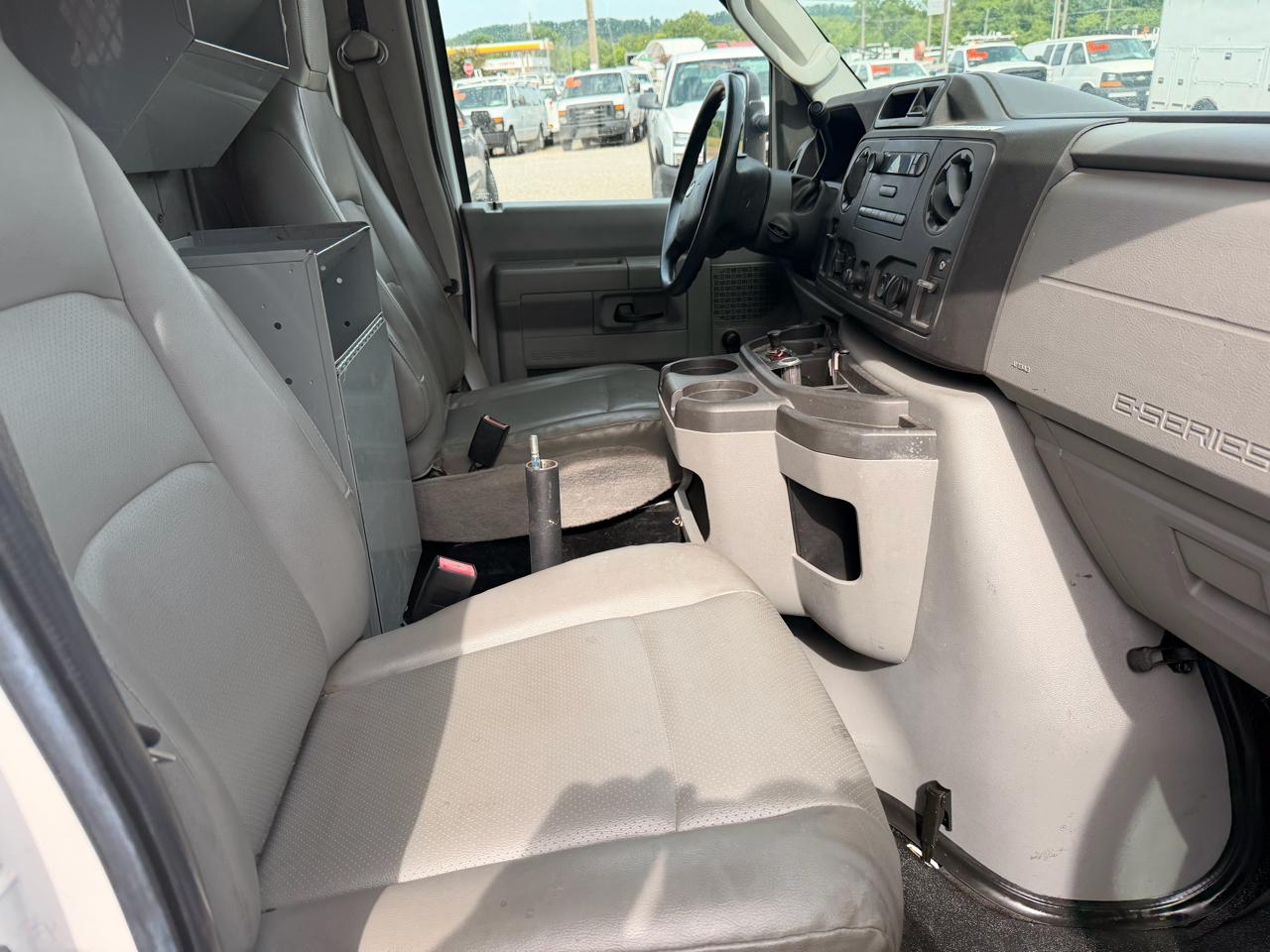 Ford Econoline Cargo Van E-350 Super Duty Commercial 2012