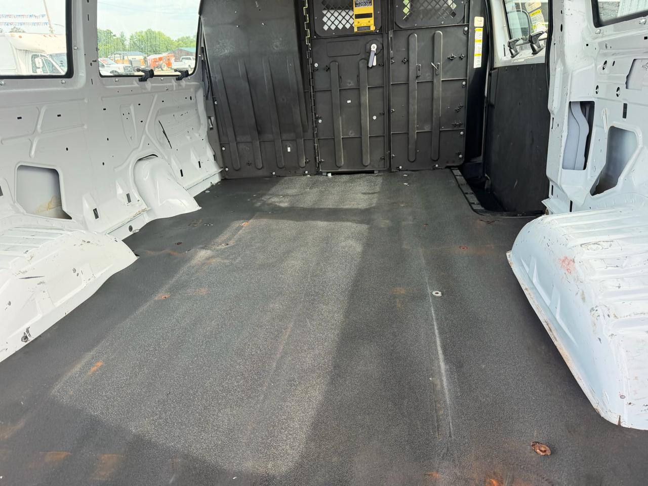 Ford Econoline Cargo Van E-350 Super Duty Commercial 2012