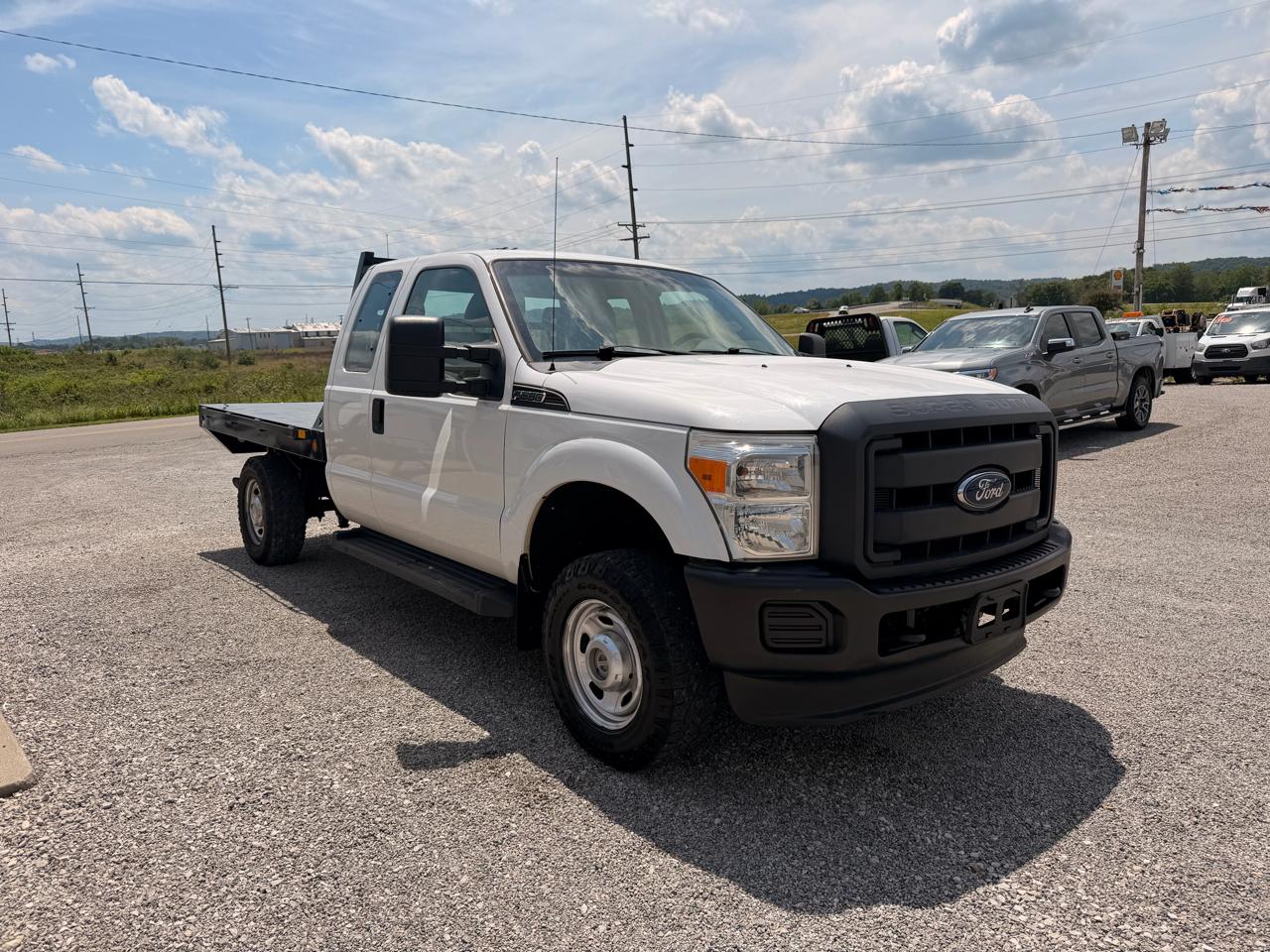 Ford Super Duty F-350 SRW 4WD SuperCab 158" XL 2012