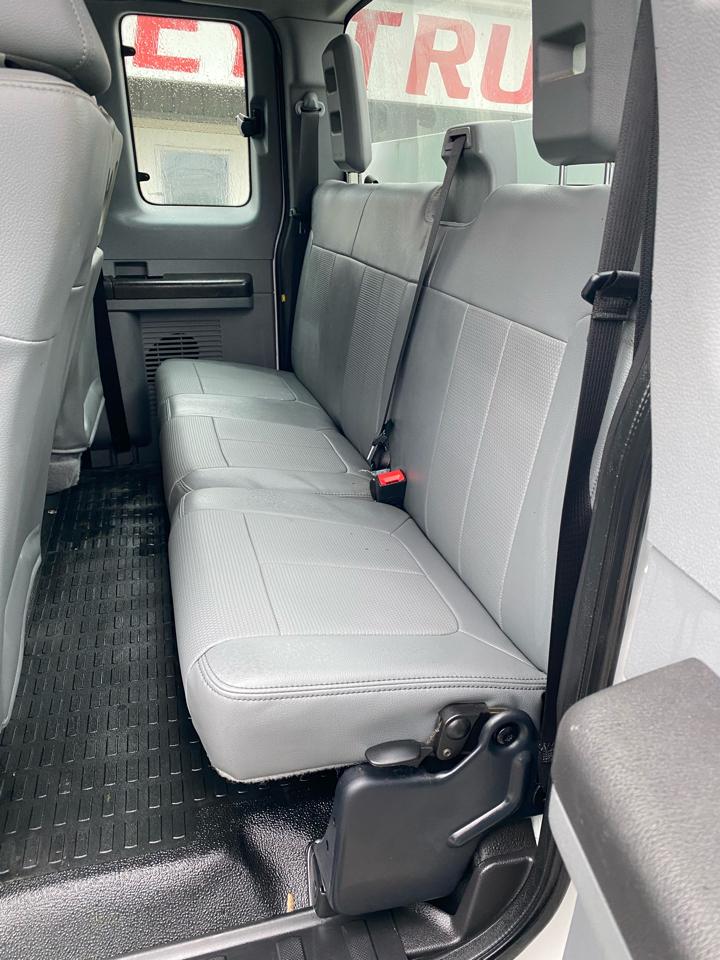Ford Super Duty F-250 SRW 4WD SuperCab 158" XL 2016