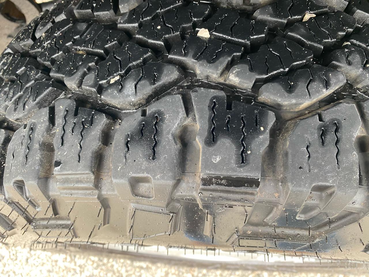 Ford Super Duty F-350 SRW 4WD SuperCab 158" XL 2012