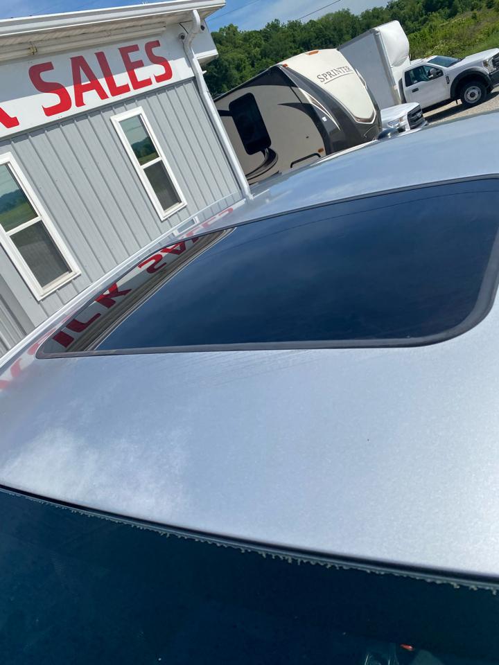 Toyota Corolla 4dr Sdn Auto S (Natl) 2011