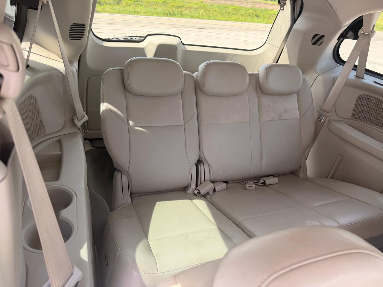 Chrysler Town & Country 4dr Wgn Limited 2010