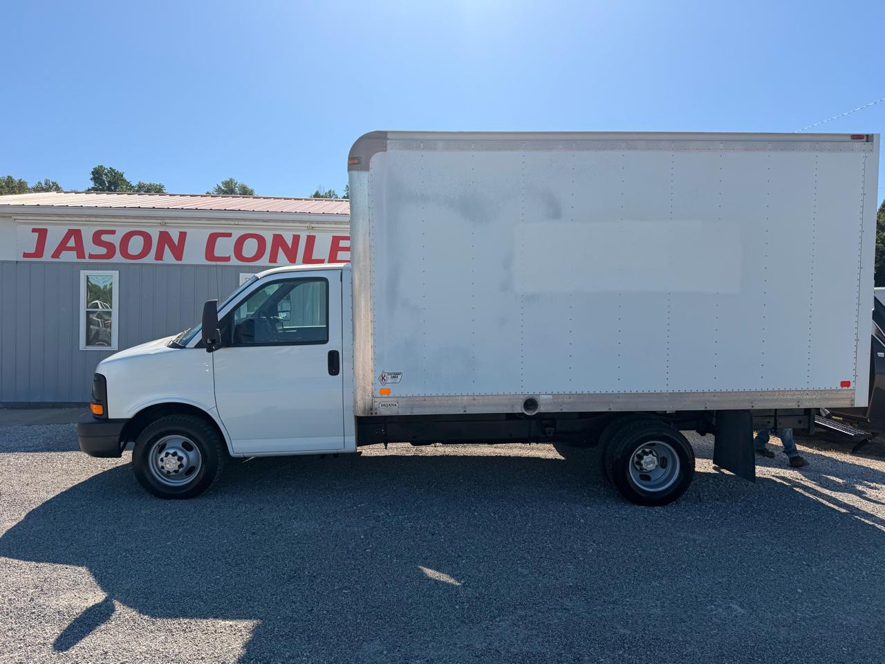 Chevrolet Express Commercial Cutaway 159" WB C7N DRW 2008
