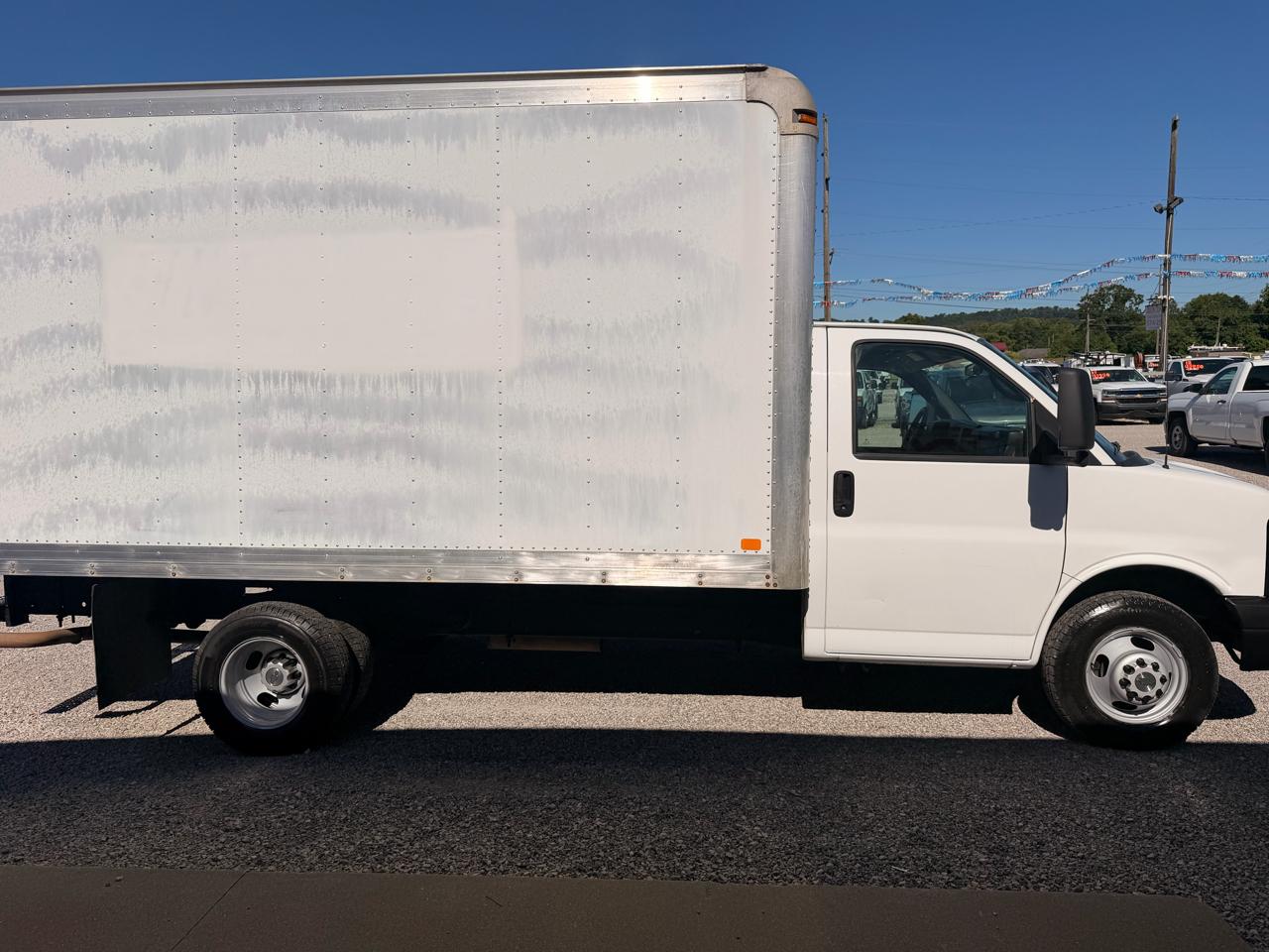Chevrolet Express Commercial Cutaway 159" WB C7N DRW 2008