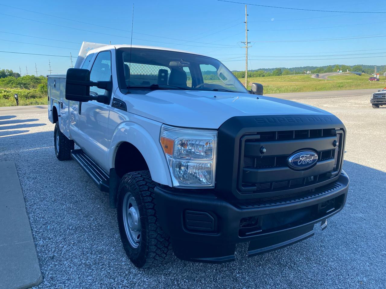 Ford Super Duty F-250 SRW 4WD SuperCab 158" XL 2015