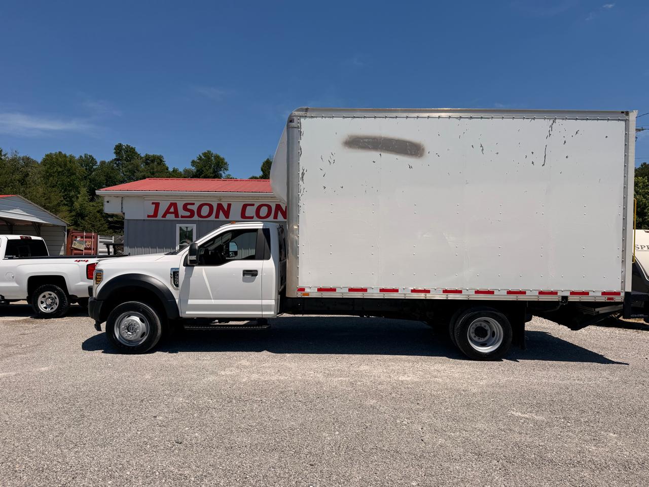 2019 Ford Super Duty F-550 DRW XL 4WD SuperCab 192" WB 84" CA