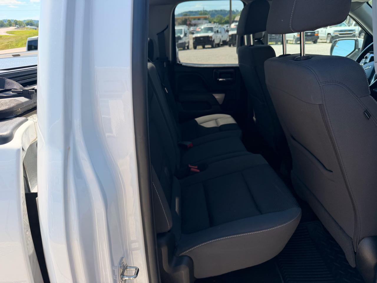 Chevrolet Silverado 1500 4WD Double Cab 143.5" LT w/1LT 2018