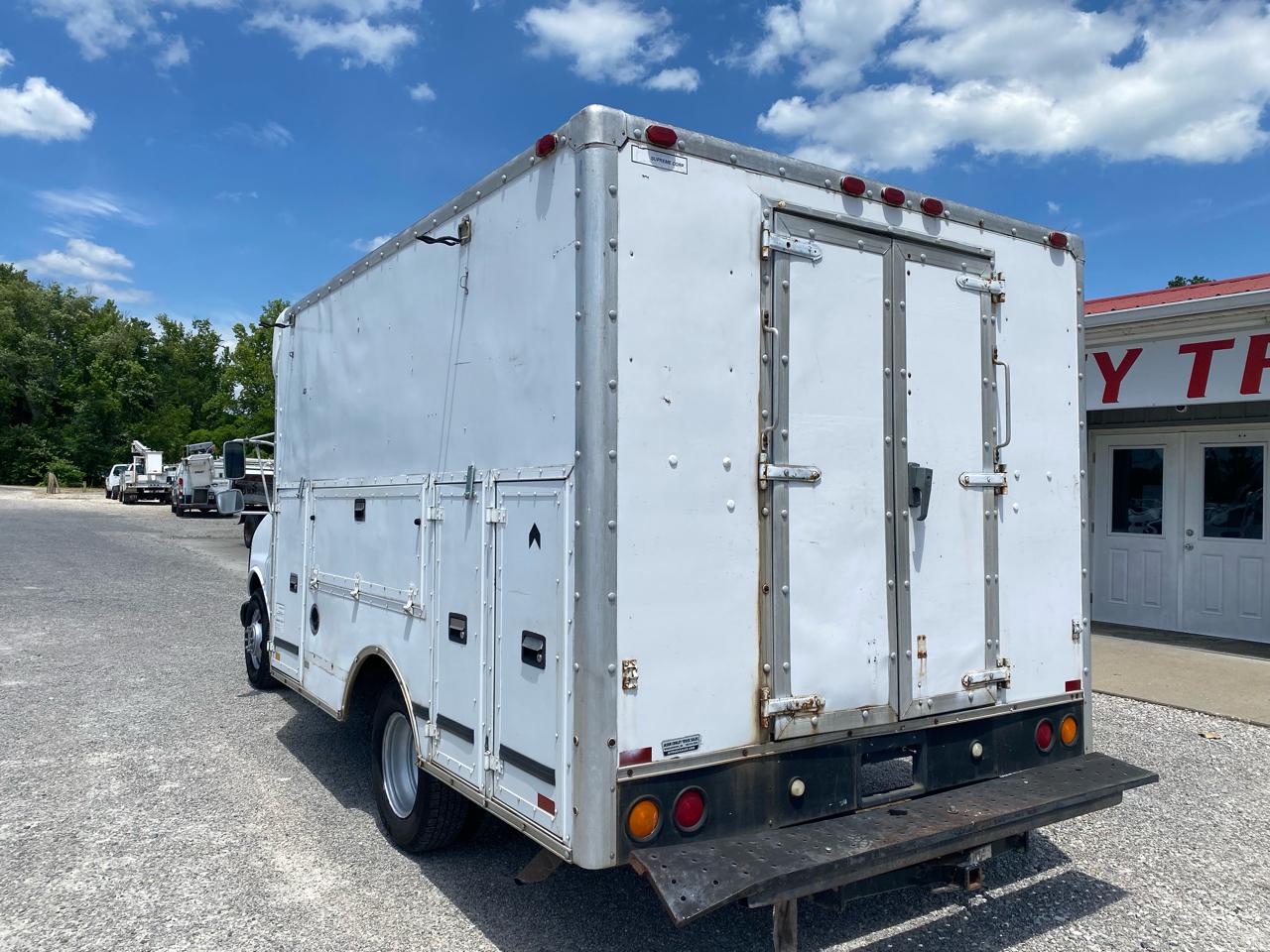 Chevrolet Chevy Cargo Van 3500 155" WB 1998