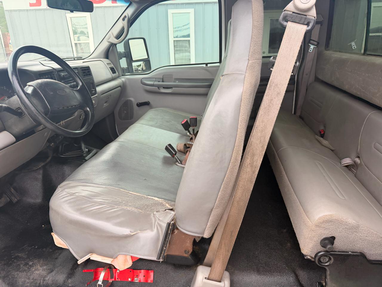 Ford Super Duty F-250 Supercab 142" XL 1999