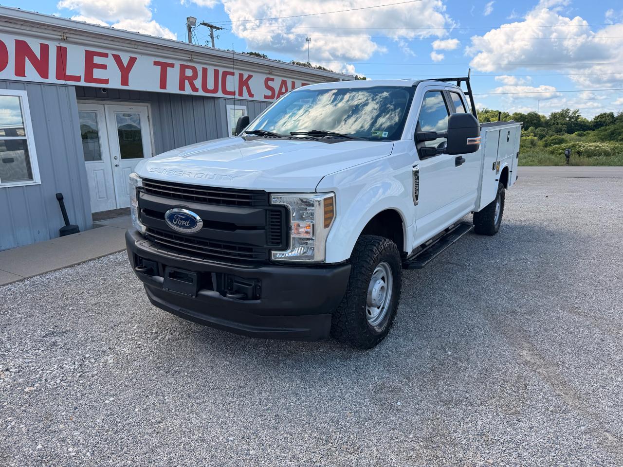 Ford Super Duty F-250 SRW XL 4WD SuperCab 6.75' Box 2019