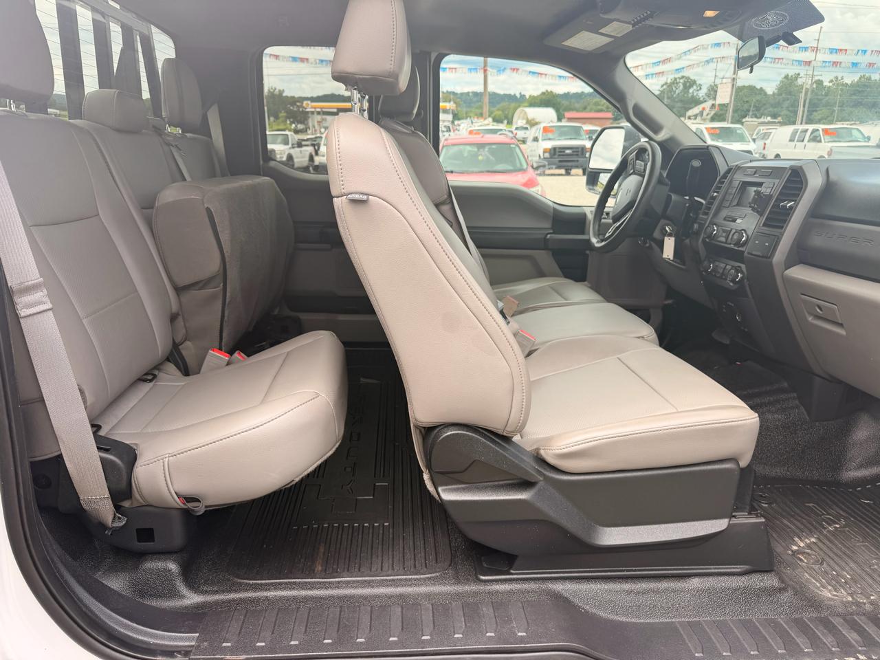 Ford Super Duty F-250 SRW XL 4WD SuperCab 6.75' Box 2019