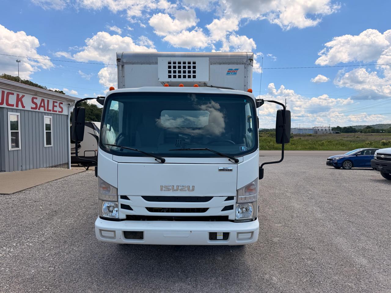 Isuzu NRR  2018