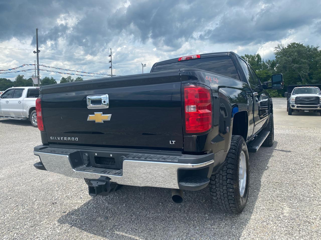 Chevrolet Silverado 2500HD Built After Aug 14 4WD Crew Cab 153.7" LT 2015