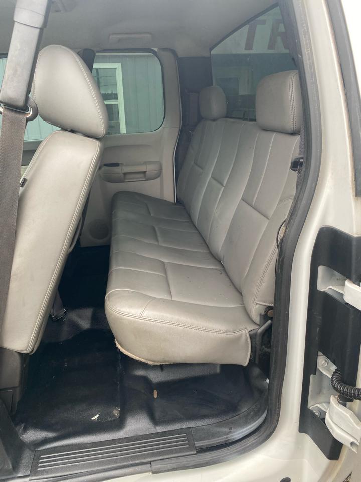 Chevrolet Silverado 3500HD 4WD Ext Cab 158.2" Work Truck 2012