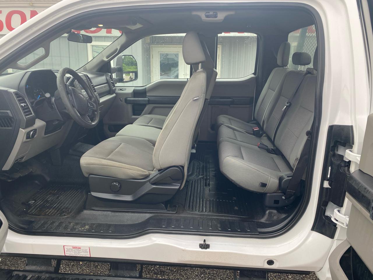 Ford Super Duty F-250 SRW XL 4WD SuperCab 6.75' Box 2020