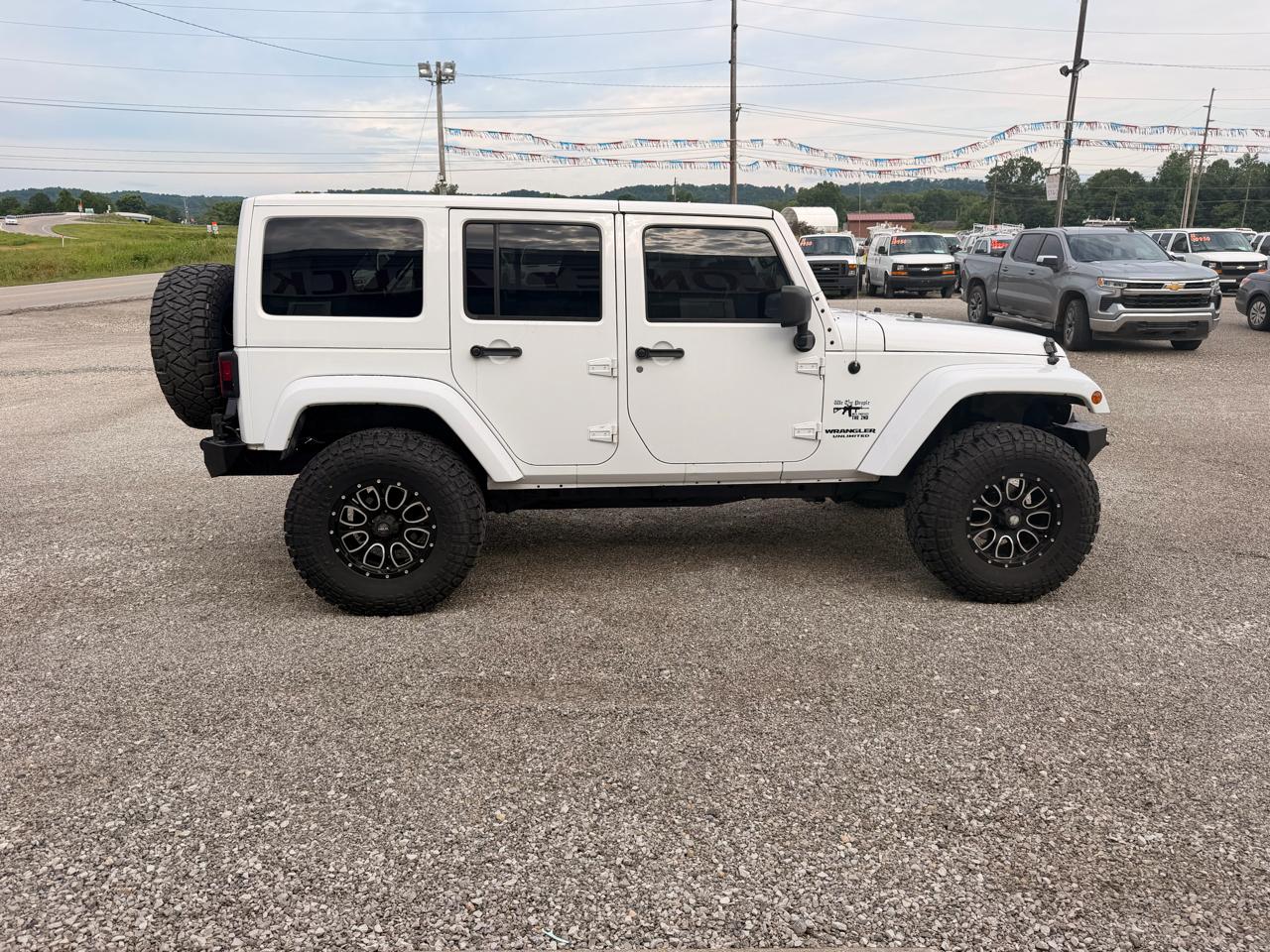Jeep Wrangler Unlimited 4WD 4dr Altitude 2012