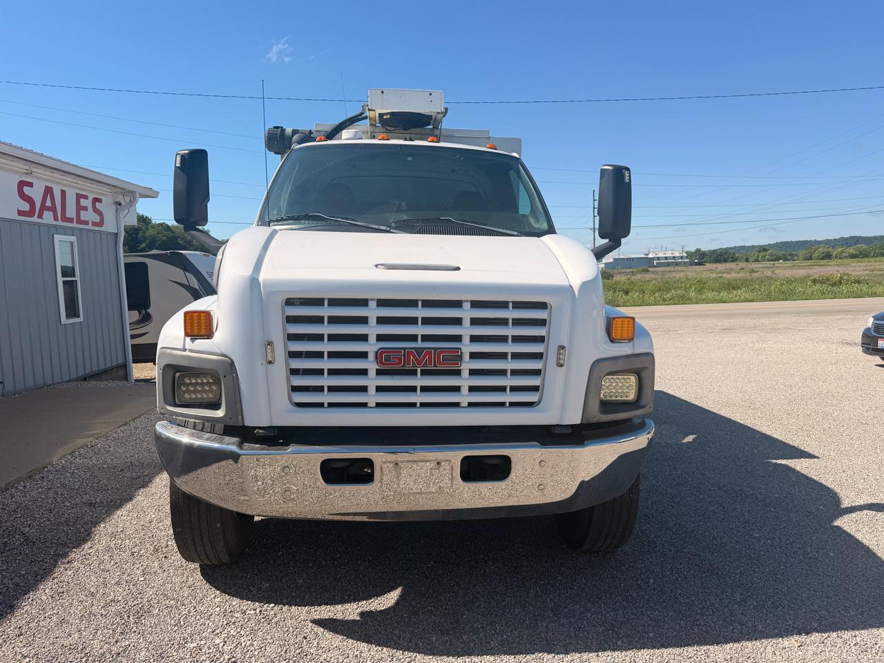GMC TC8500 Regular Cab 2005