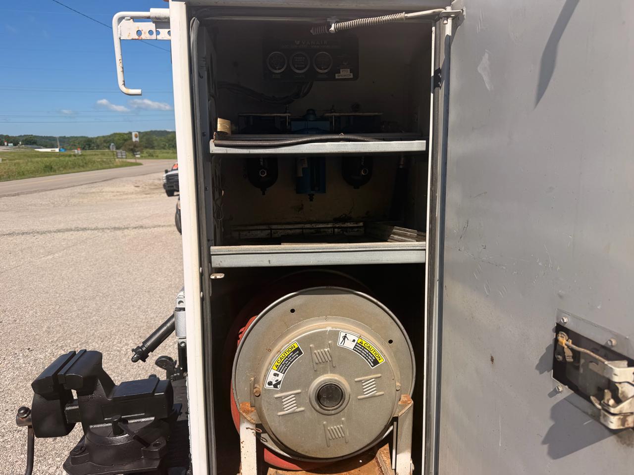 GMC TC8500 Regular Cab 2005