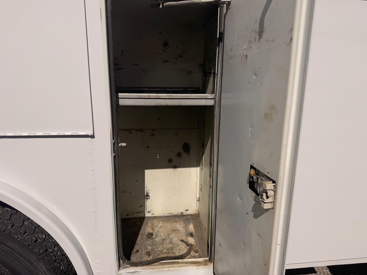 GMC TC8500 Regular Cab 2005