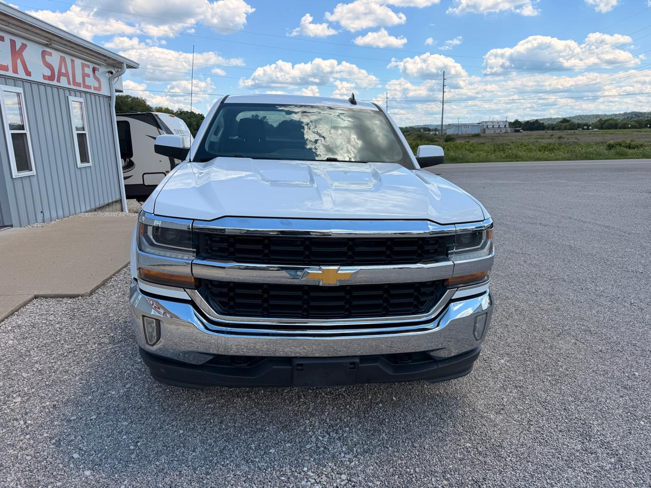Chevrolet Silverado 1500 4WD Double Cab 143.5" LT w/1LT 2017