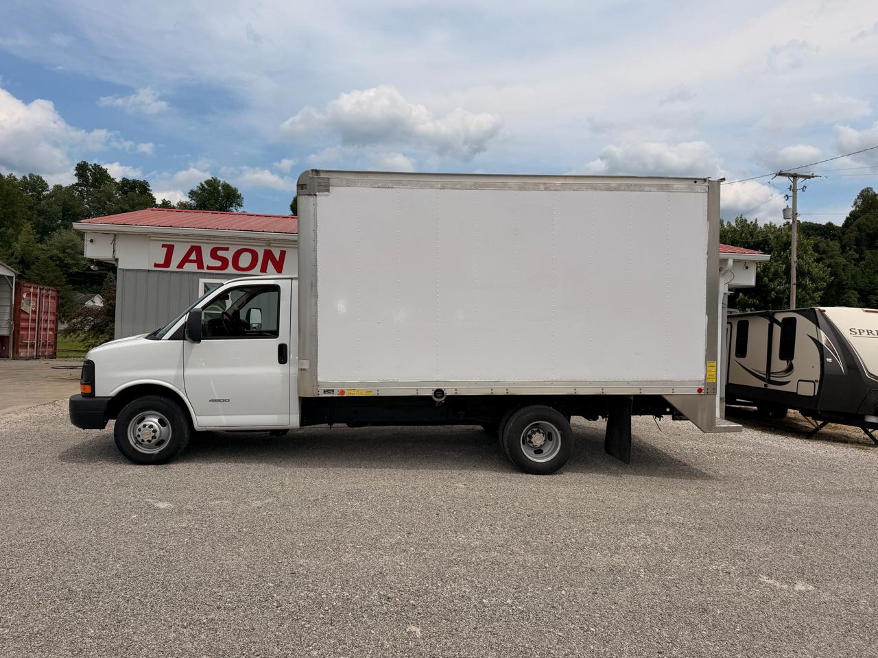 Chevrolet Express Commercial Cutaway 4500 Van 159" 2015