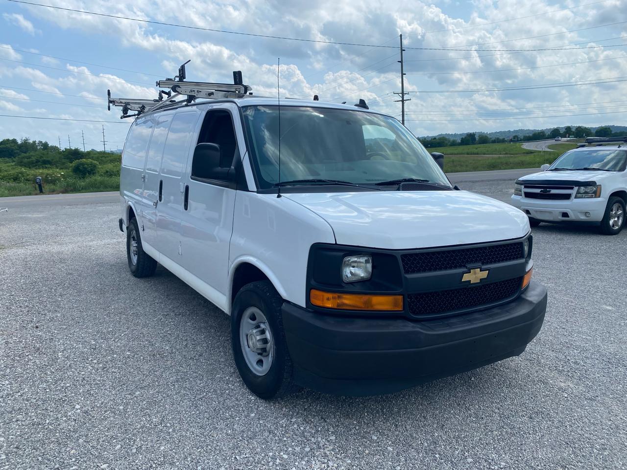 Chevrolet Express Cargo Van RWD 2500 135" 2017
