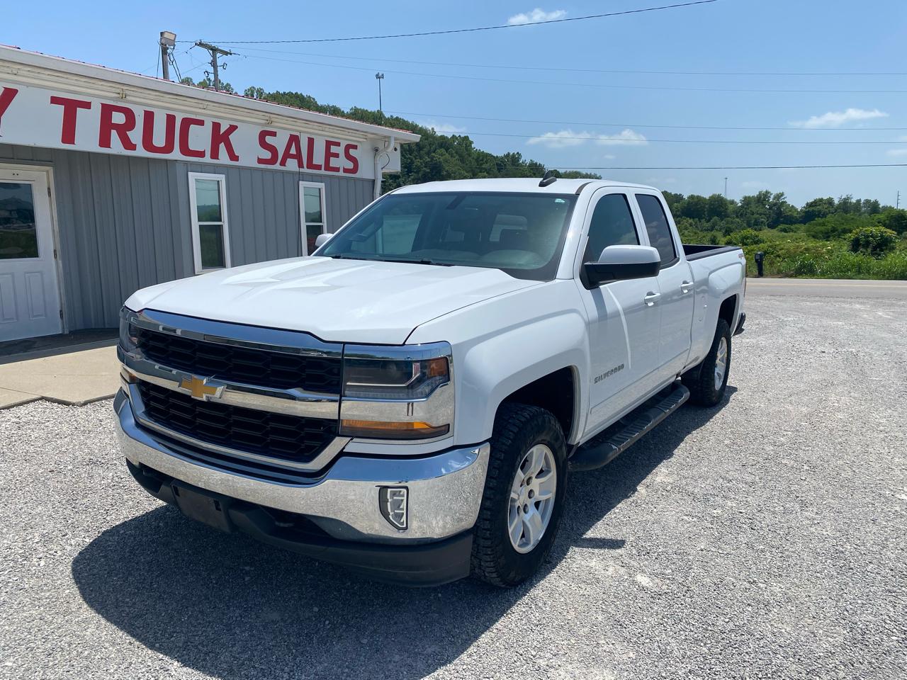 Chevrolet Silverado 1500 4WD Double Cab 143.5" LT w/1LT 2017