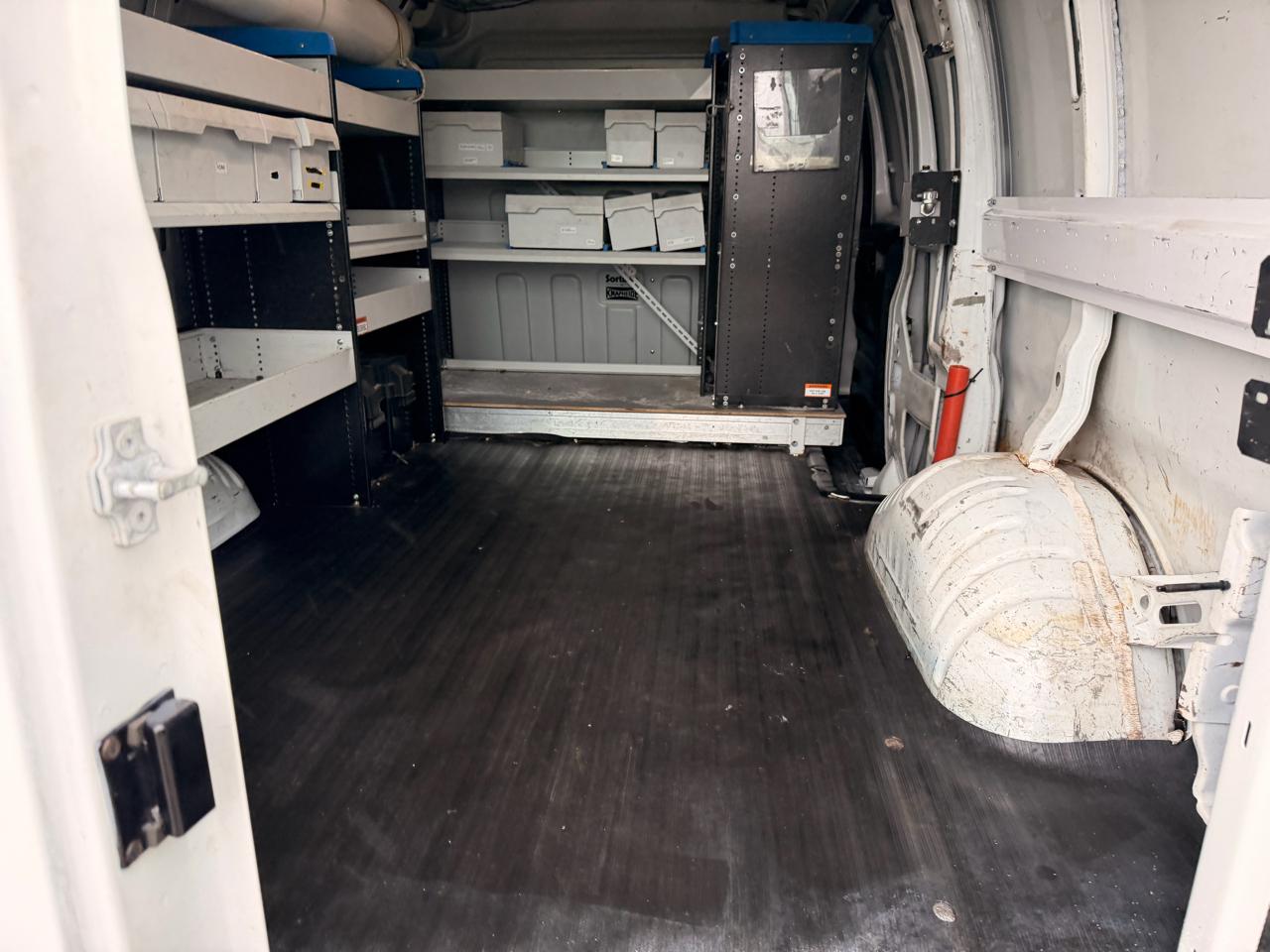 Chevrolet Express Cargo Van RWD 2500 135" 2015