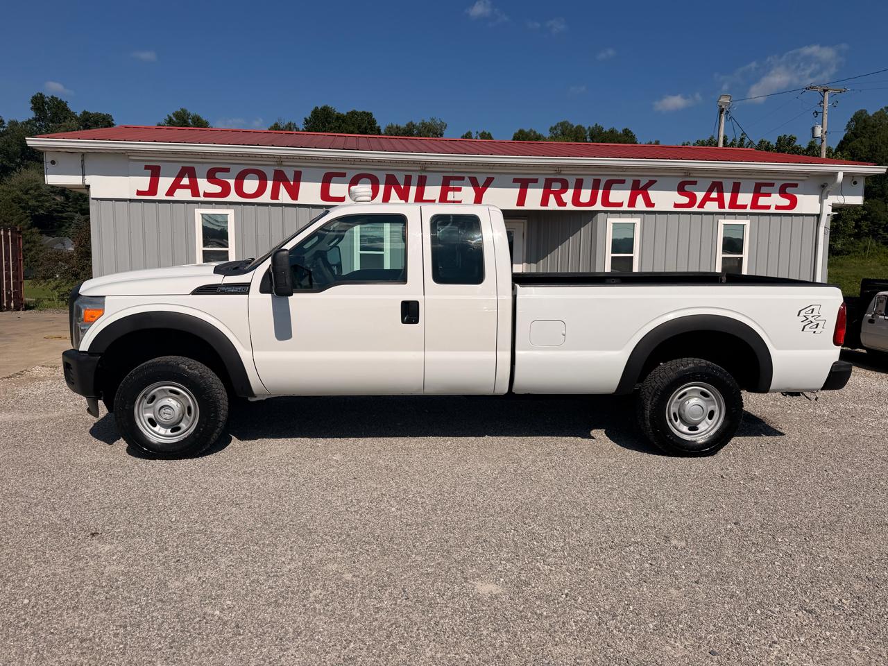 Ford Super Duty F-250 SRW 4WD SuperCab 142" XL 2012