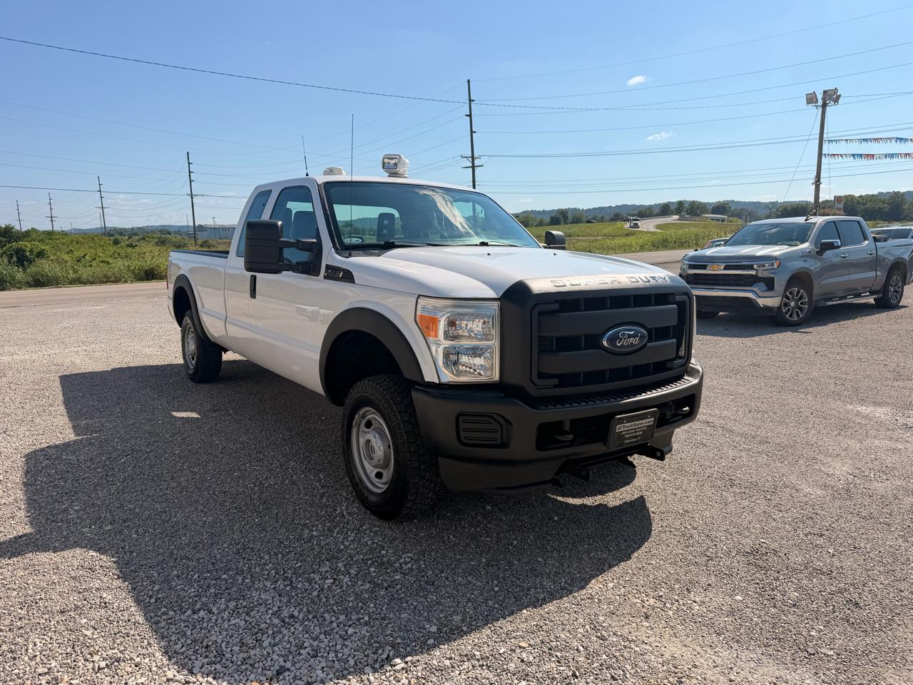 Ford Super Duty F-250 SRW 4WD SuperCab 142" XL 2012