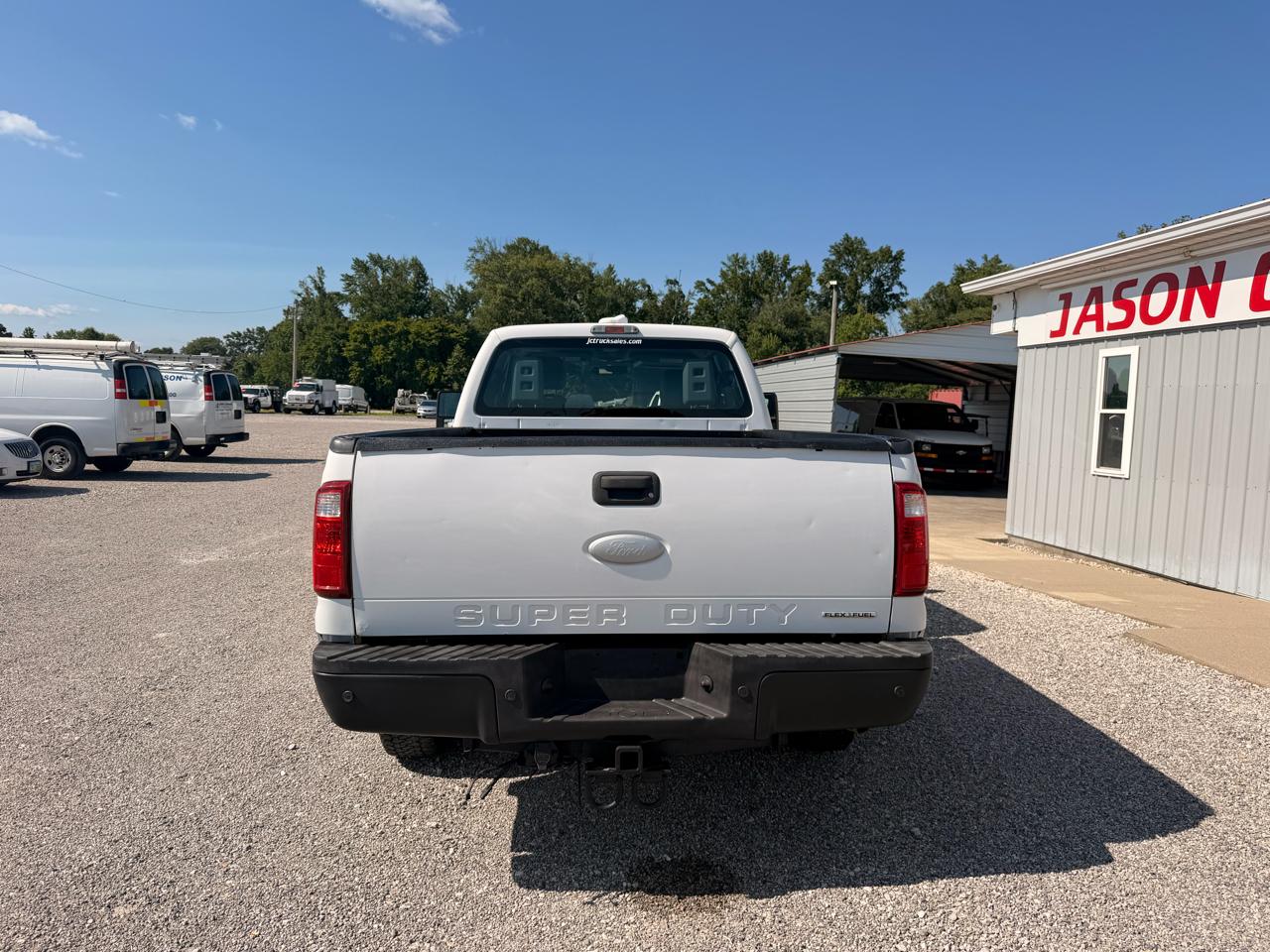 Ford Super Duty F-250 SRW 4WD SuperCab 142" XL 2012