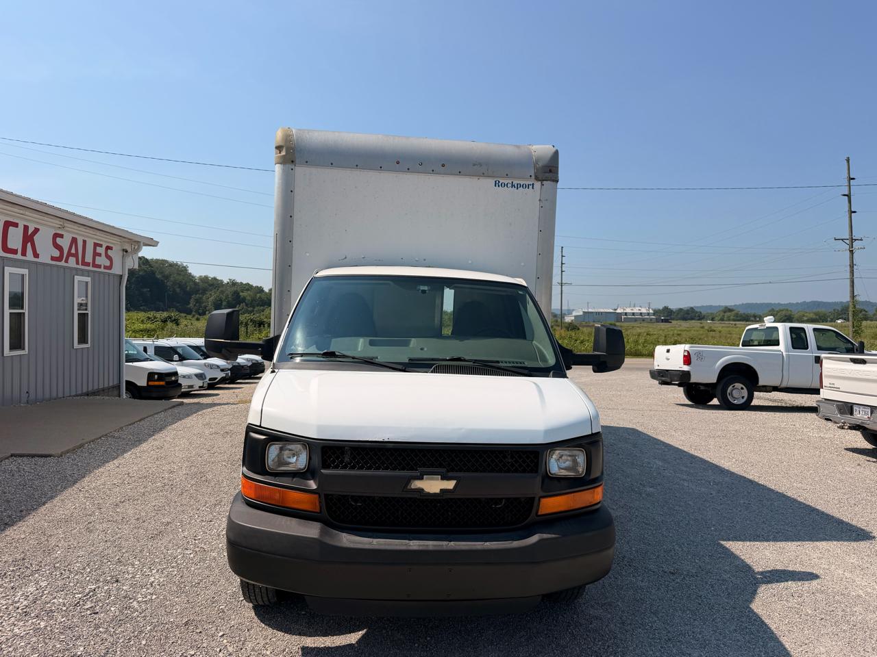 Chevrolet Express Commercial Cutaway 3500 Van 177" 2014