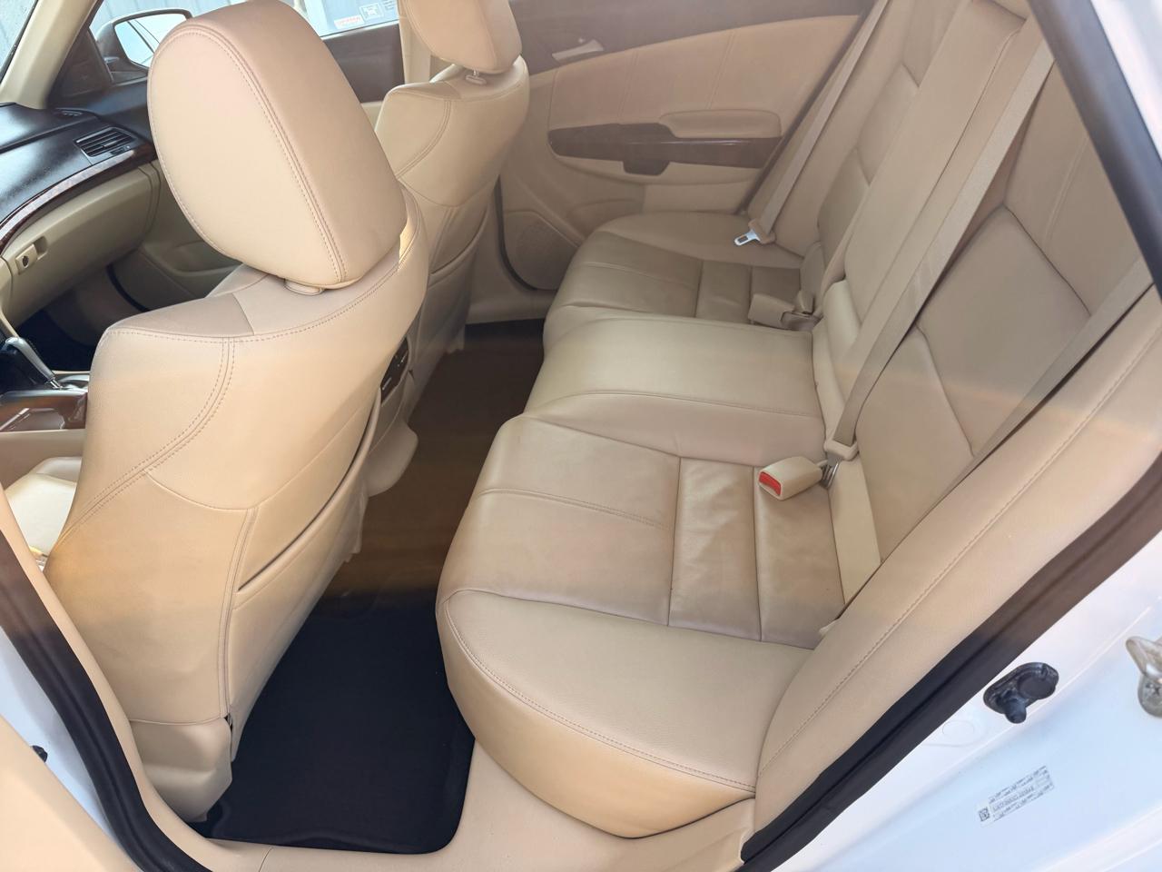 Honda Crosstour 4WD V6 5dr EX-L 2012