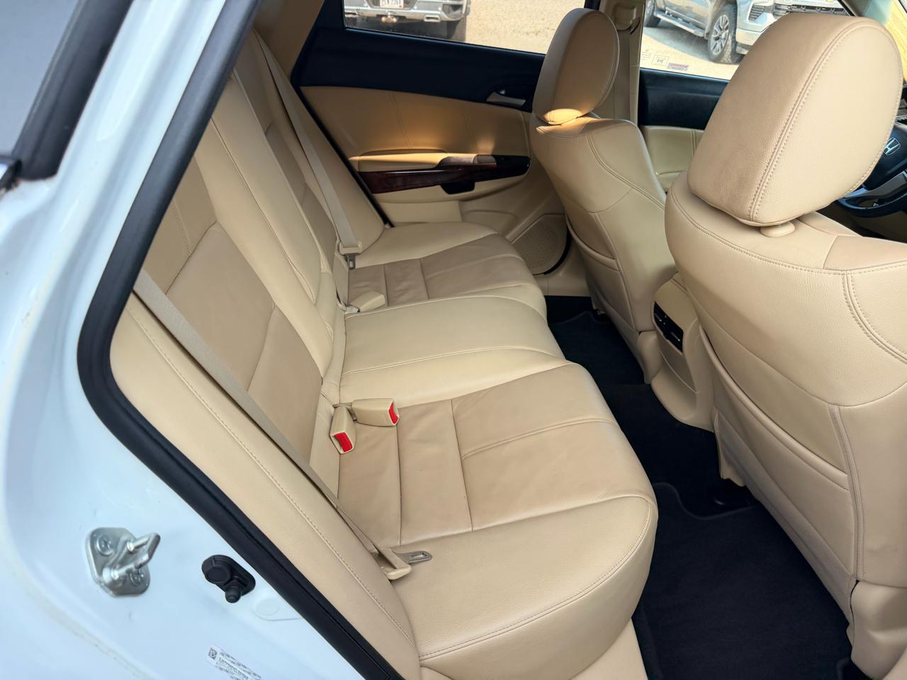 Honda Crosstour 4WD V6 5dr EX-L 2012