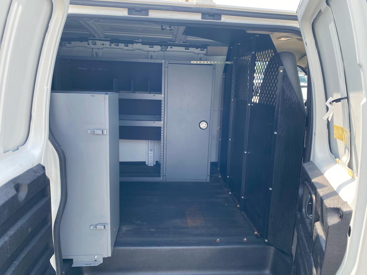 Chevrolet Express Cargo Van RWD 1500 135" 2013