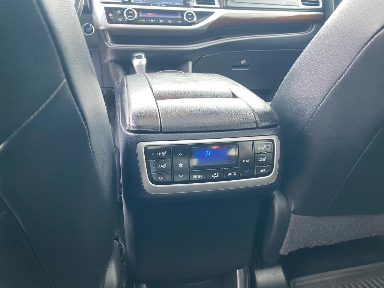 Toyota Highlander AWD 4dr V6 Limited (Natl) 2016