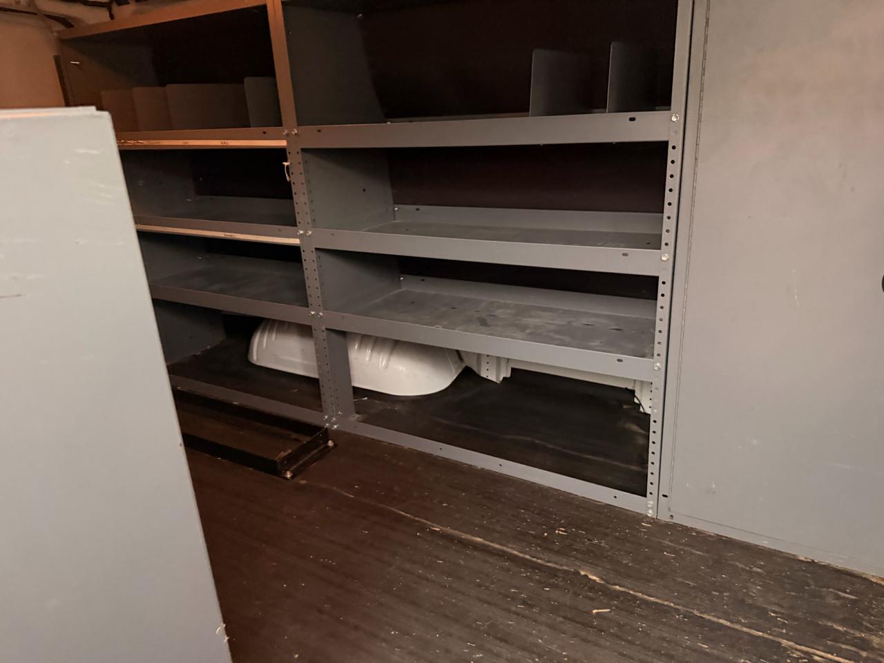 Chevrolet Express Cargo Van RWD 1500 135" 2013