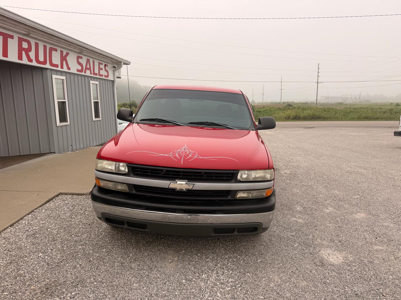 Chevrolet Silverado 1500 Reg Cab 133.0" WB 2001
