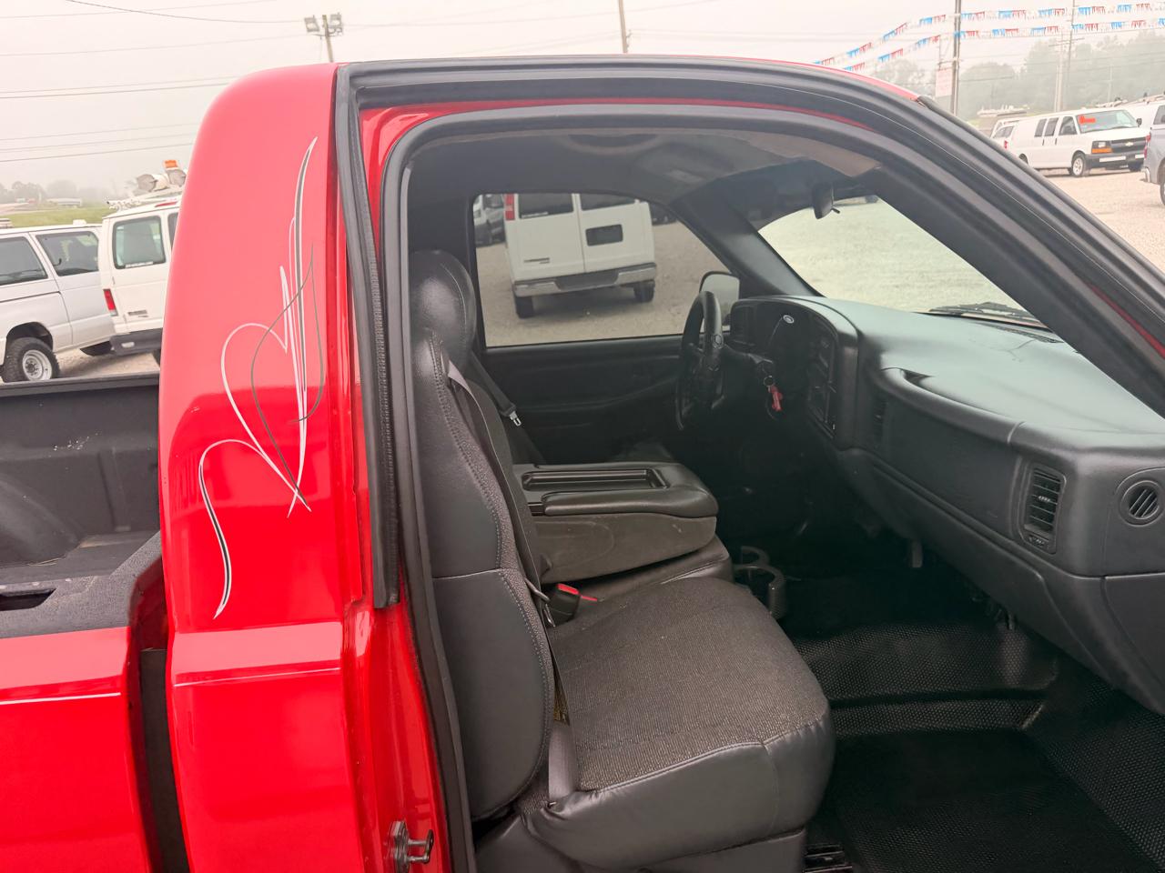 Chevrolet Silverado 1500 Reg Cab 133.0" WB 2001