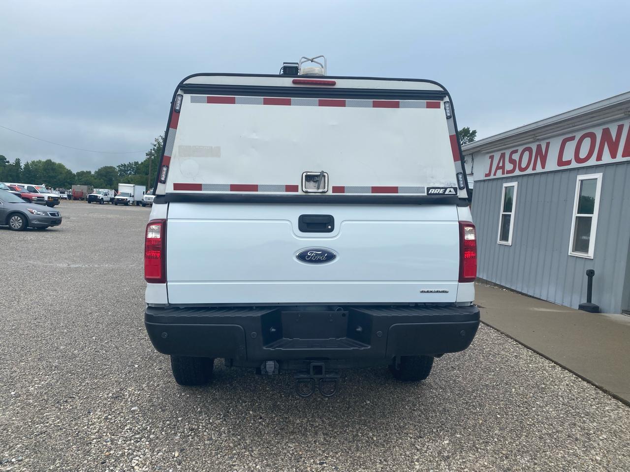 Ford Super Duty F-250 SRW XL 4WD Reg Cab 8' Box 2012