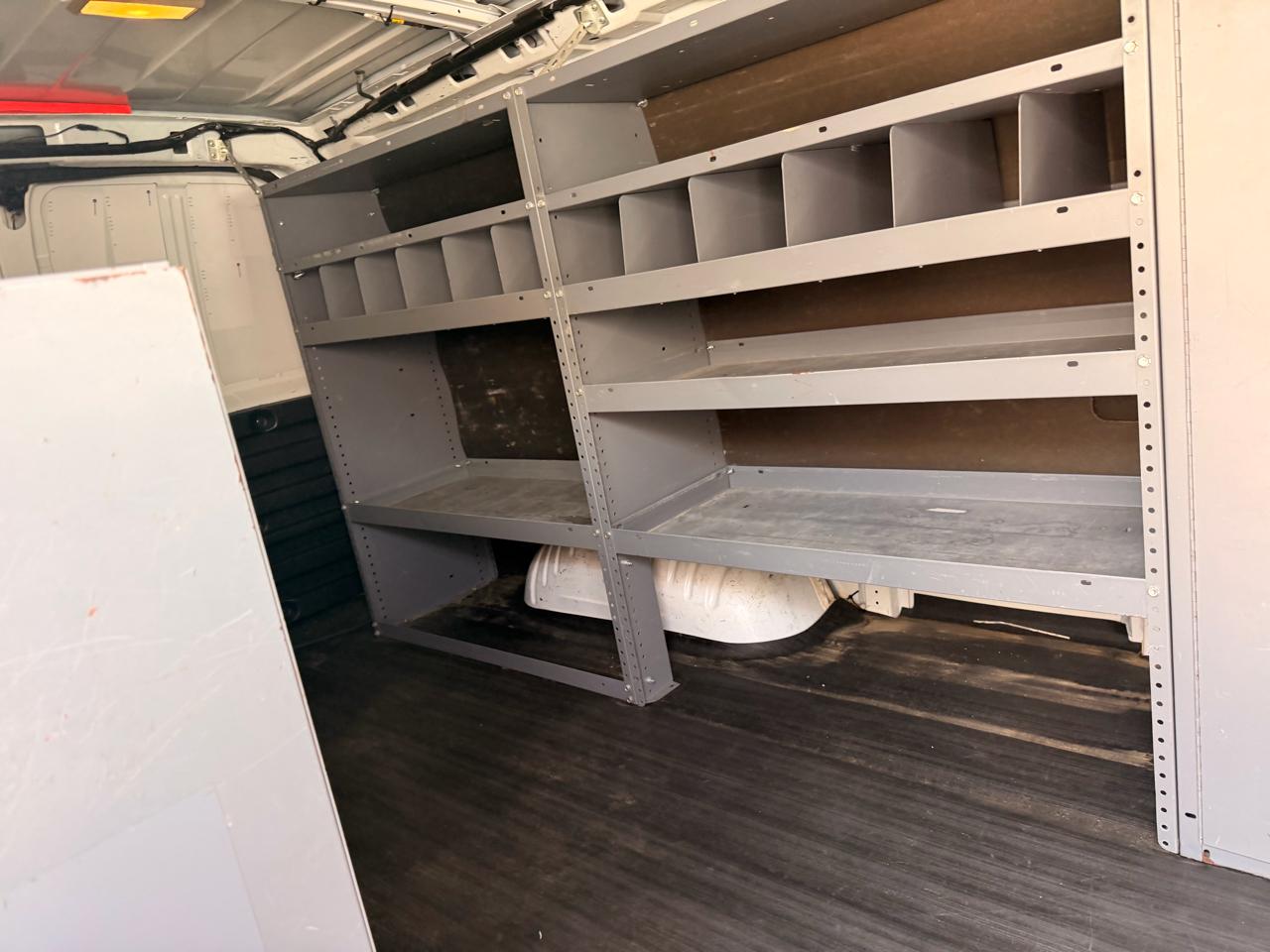 Chevrolet Express Cargo Van RWD 1500 135" 2014