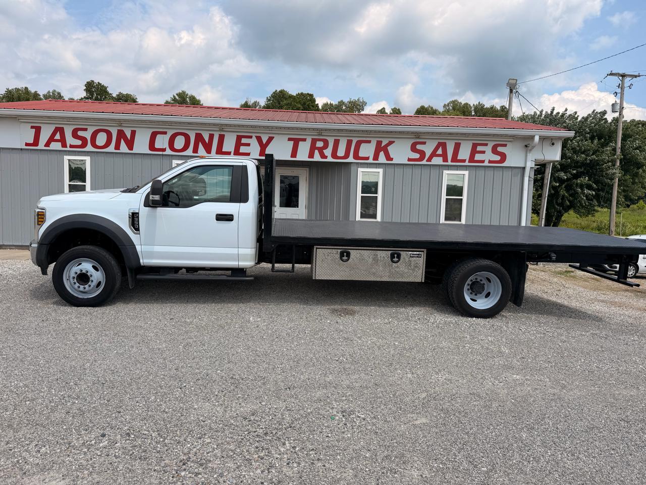 2019 Ford Super Duty F-550 DRW XLT 2WD Reg Cab 145" WB 60" CA