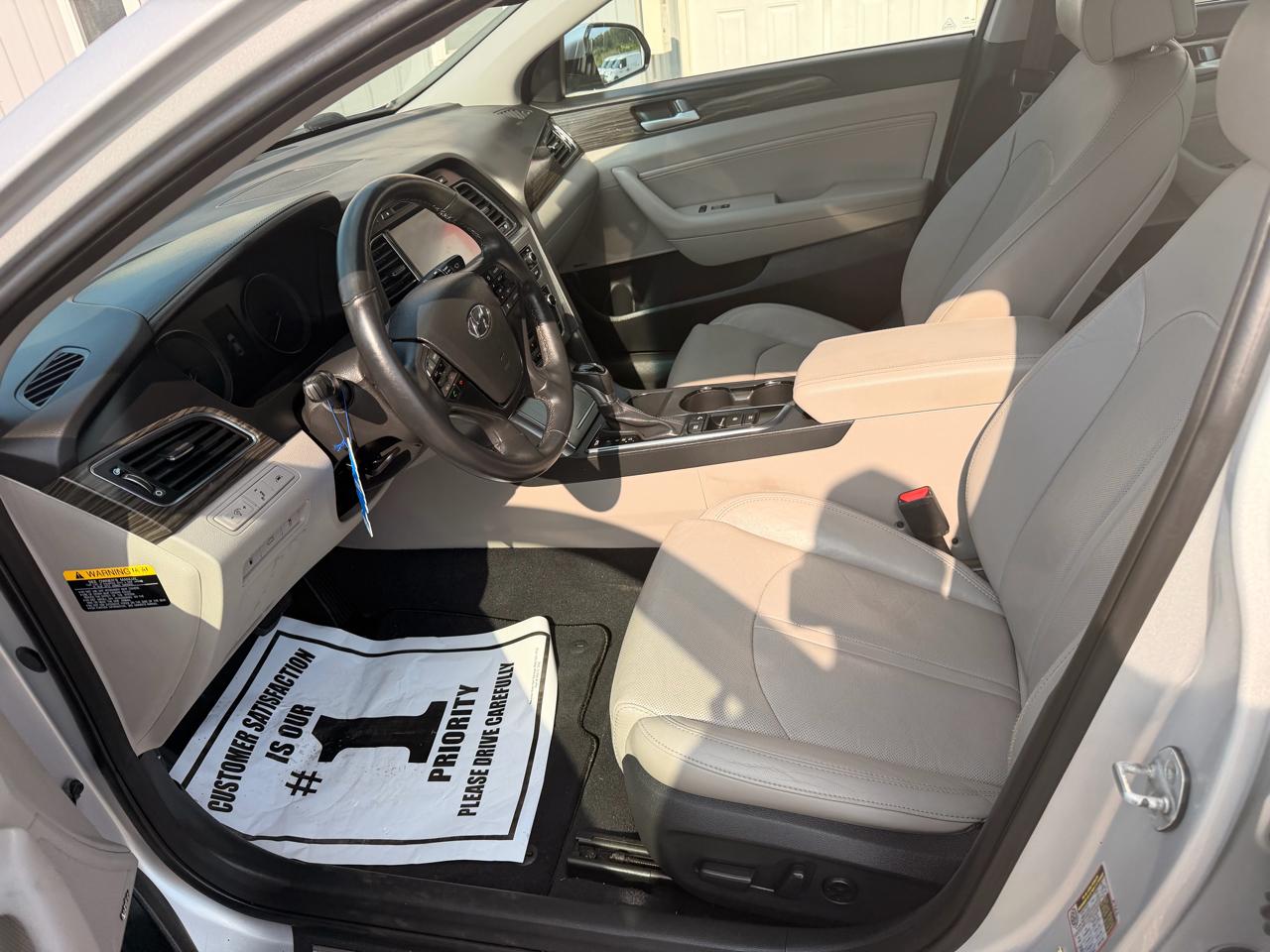 Hyundai Sonata 4dr Sdn 2.4L Limited 2015