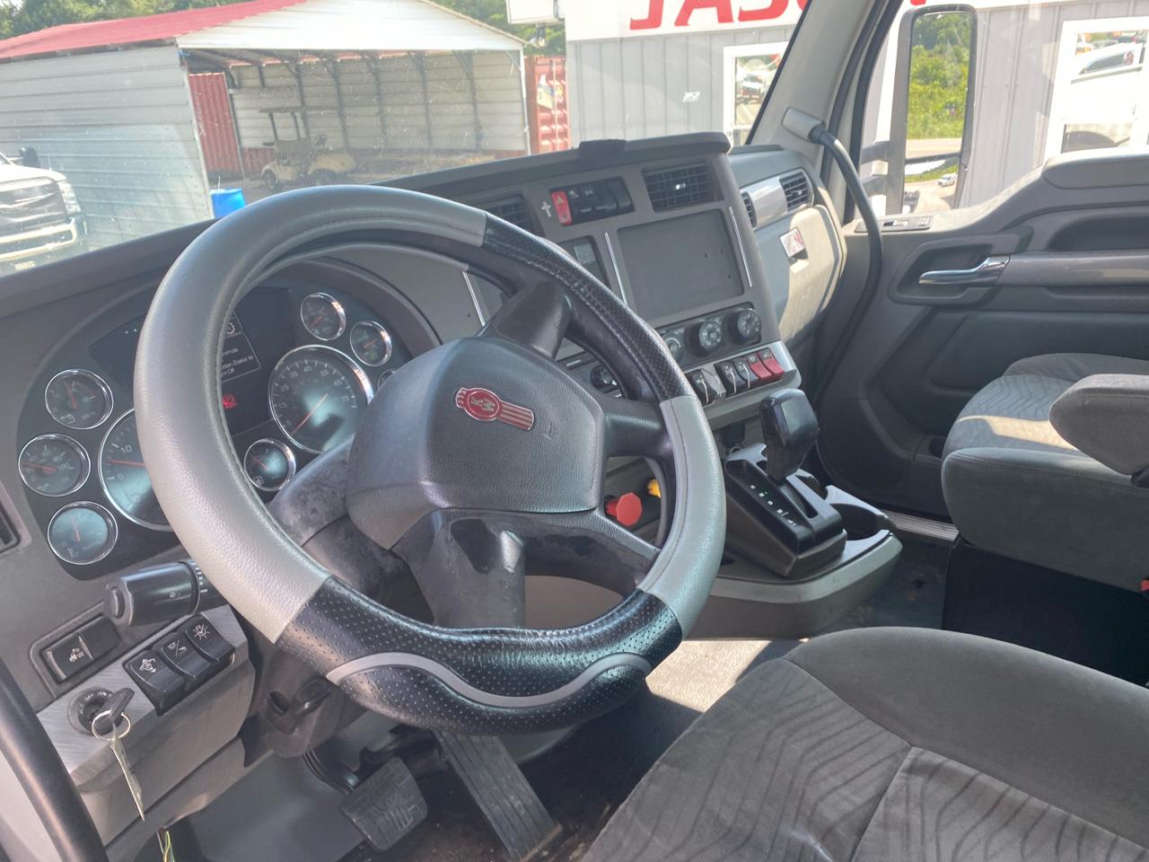 Kenworth T680  2018