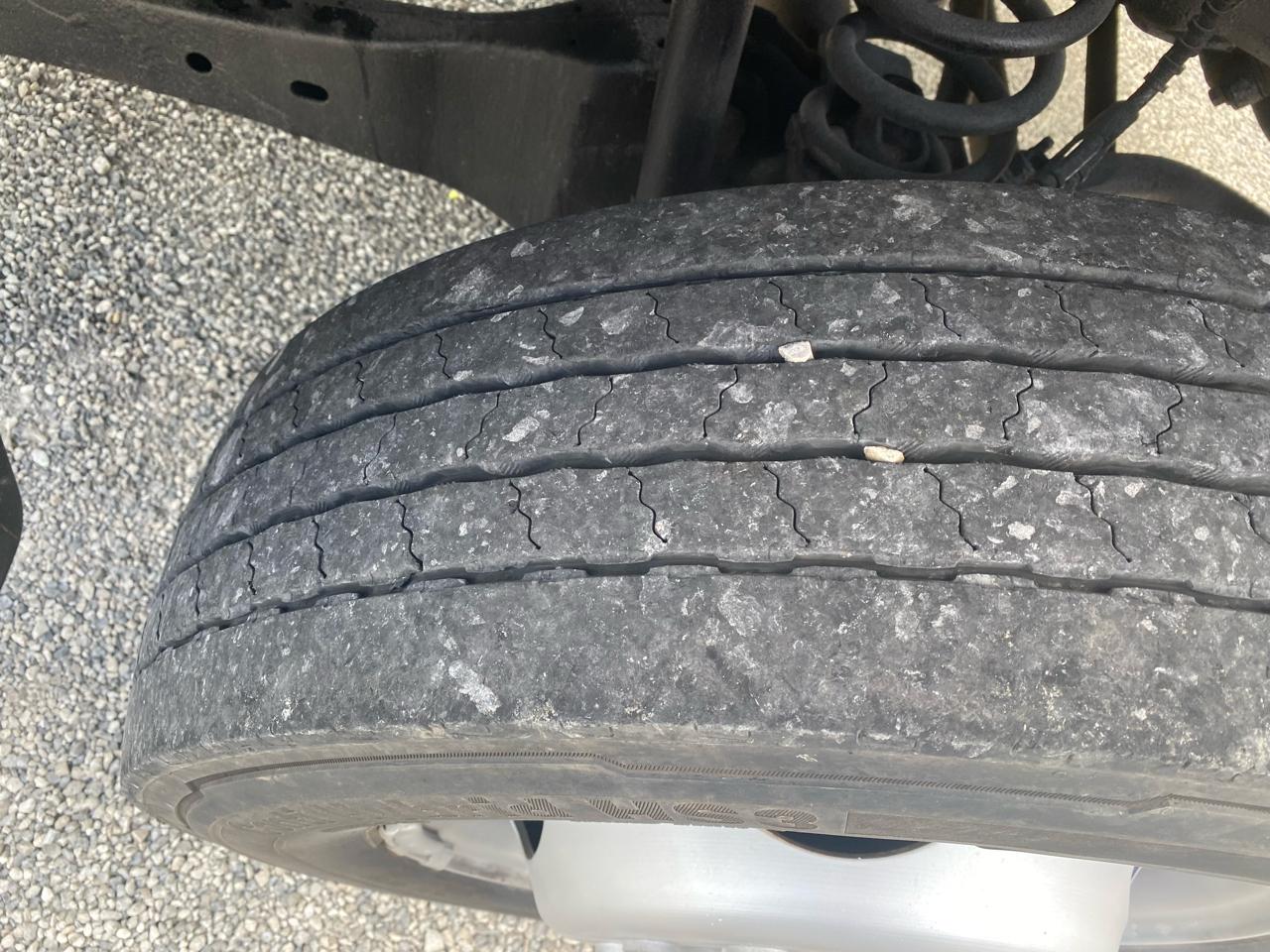 Ford Super Duty F-450 DRW XLT 2WD Reg Cab 145" WB 60" CA 2017